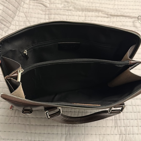 Perfect Persaman Made in Italy Dark Brown Bag! - Picture 6 of 13